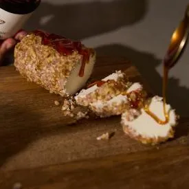 Rulo de cabra con nuez